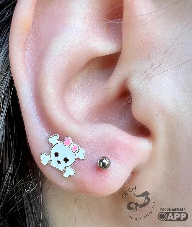 Child-earlobe-with-unique-anatomy-front