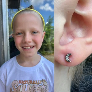 Little-Lobes-with-titanium-Moons